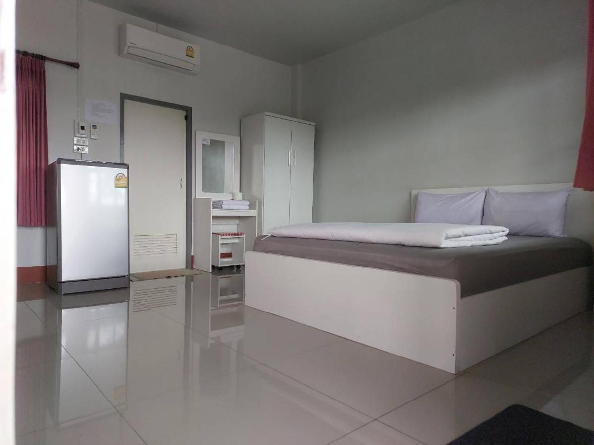 Lejlighed på 18 m² i Ban Luang med 1 værelse og 1 private badeværelser Chom Thong Eksteriør billede