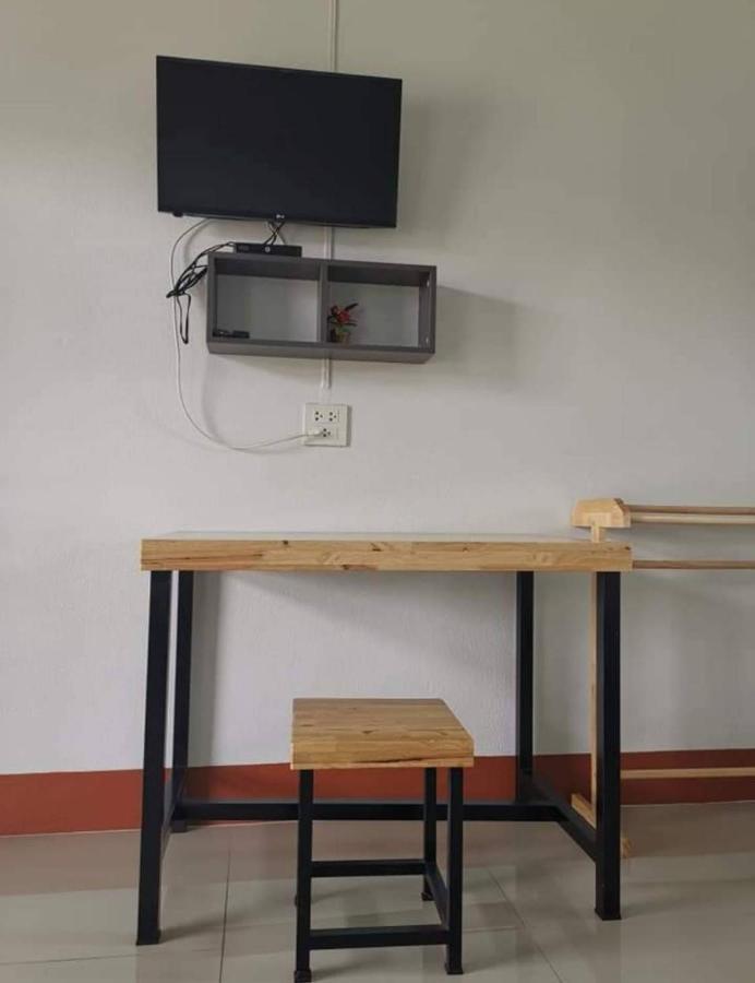 Lejlighed på 18 m² i Ban Luang med 1 værelse og 1 private badeværelser Chom Thong Eksteriør billede