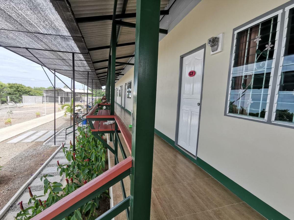 Lejlighed på 18 m² i Ban Luang med 1 værelse og 1 private badeværelser Chom Thong Eksteriør billede
