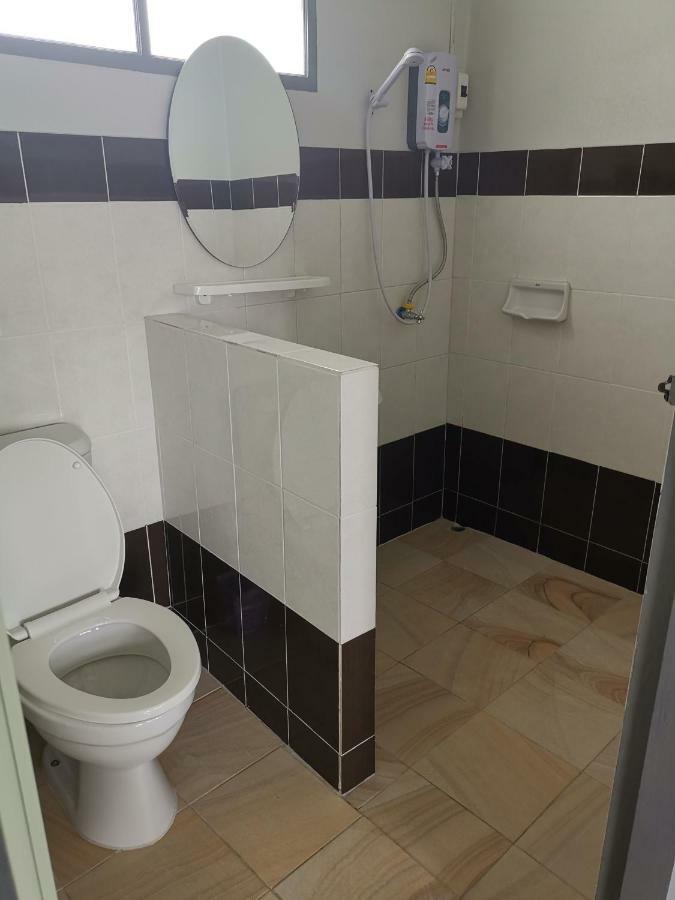 Lejlighed på 18 m² i Ban Luang med 1 værelse og 1 private badeværelser Chom Thong Eksteriør billede