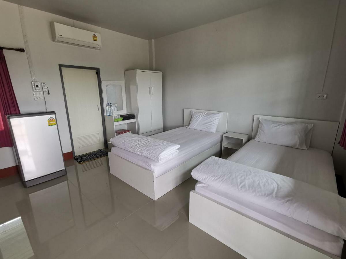 Lejlighed på 18 m² i Ban Luang med 1 værelse og 1 private badeværelser Chom Thong Eksteriør billede